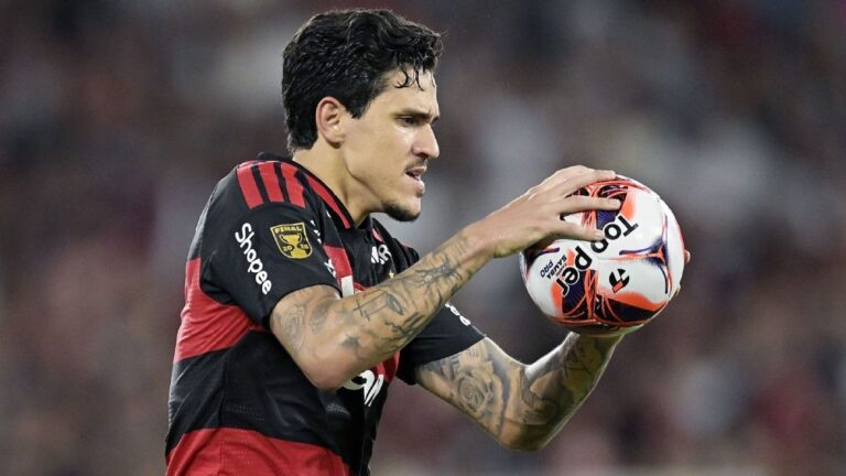‘Momentos difíceis’: Pedro abre o jogo sobre convivência com Filipe Luís no Flamengo e diz como ficou relação com ex-técnico