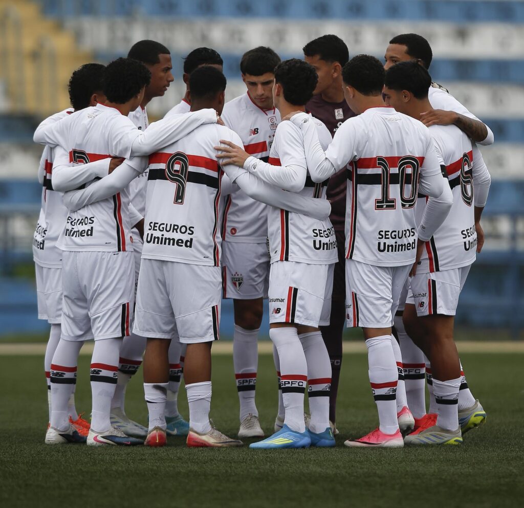 São Paulo vence São Bernardo, mantém invencibilidade e volta à vice-liderança no Paulista sub-20