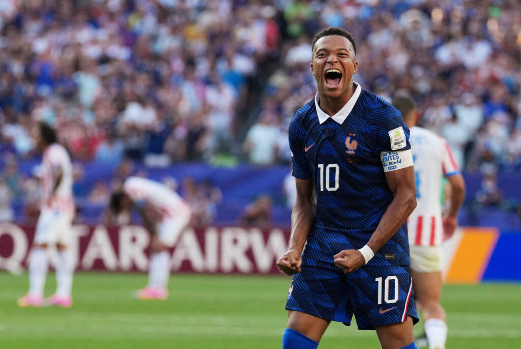 Com Mbappé no topo com 22 gols, veja a artilharia da história das Copas do Mundo
